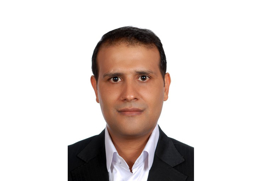 دکتر علی داوری